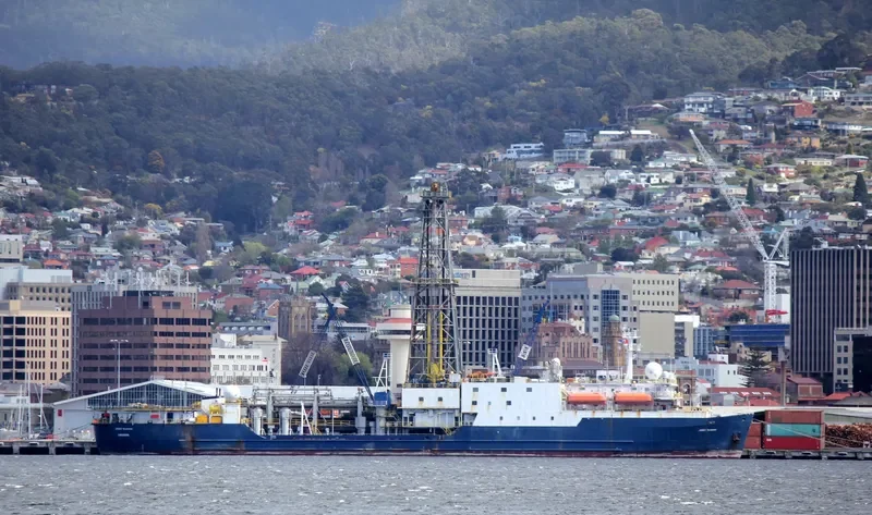 JOIDES RESOLUTION General Cargo IMO 7423081 photo 3