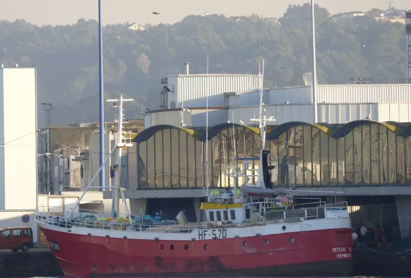 ORTEGAL TRES Fishing Vessel IMO 7424580 photo 2