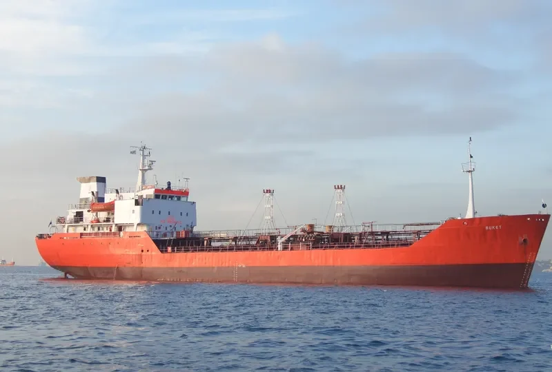 BUKET Tanker IMO 7427142 photo 5