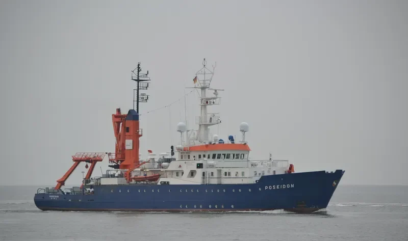 SEA WATCH 4 General Cargo IMO 7427518 photo 8