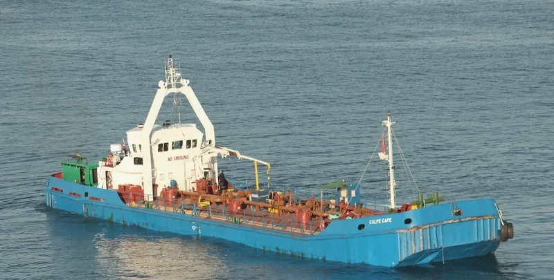 CALPE CAPE Tanker IMO 7430656 photo 6