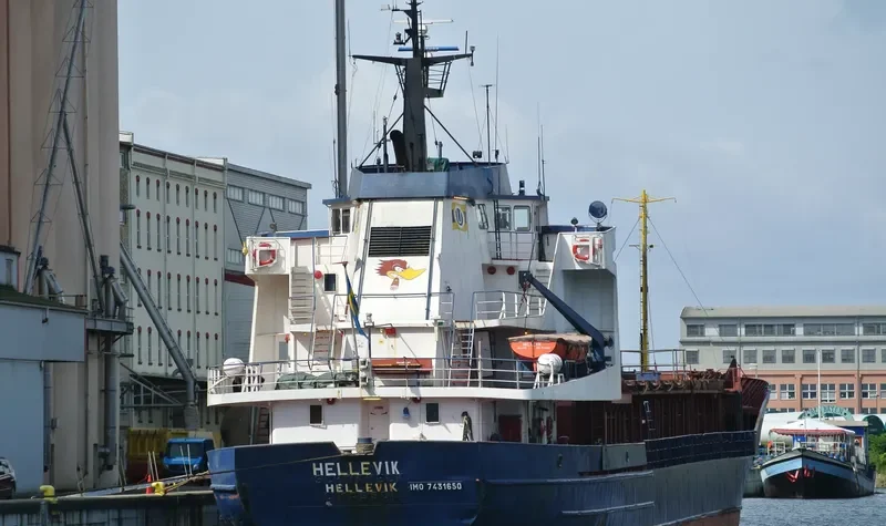 HELLEVIK General Cargo IMO 7431650 photo 2
