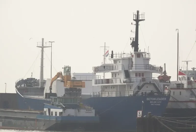 BETON LEADER General Cargo IMO 7432848 photo 6