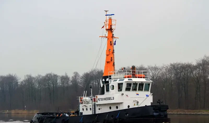 BRAGE Tug Boat IMO 7434054 photo 3