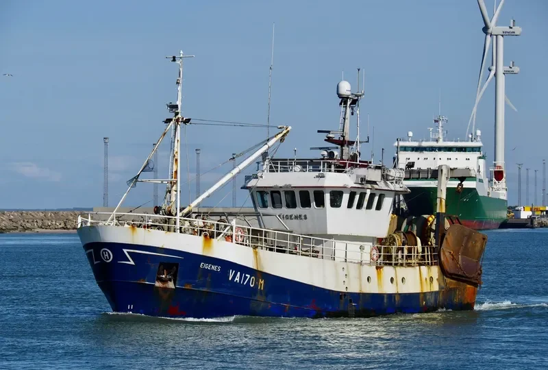 EIGENES Fishing Vessel IMO 7434652 photo 9