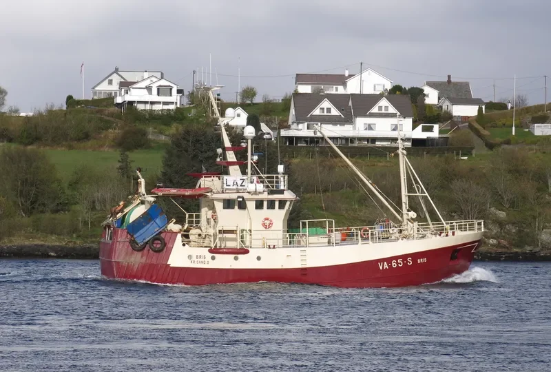 BRIS Fishing Vessel IMO 7434717 photo 5