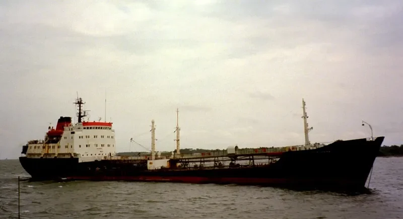 ONYECHERE Tanker IMO 7435761 photo 3