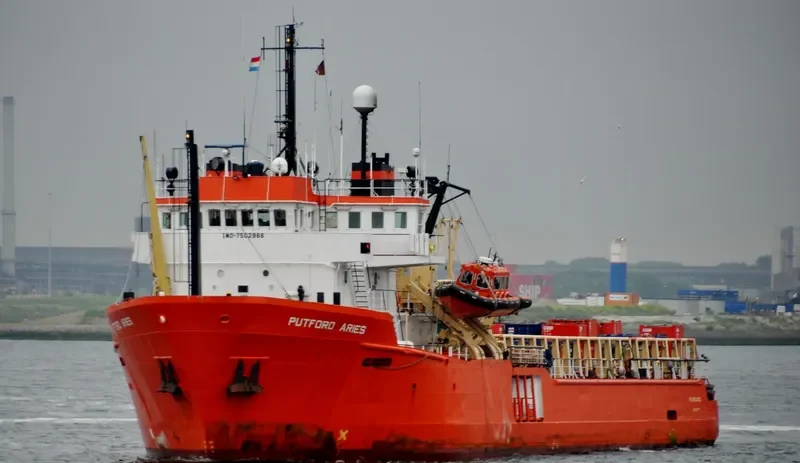 PUTFORD ARIES Offshore Supply Vessel IMO 7502966 photo 2
