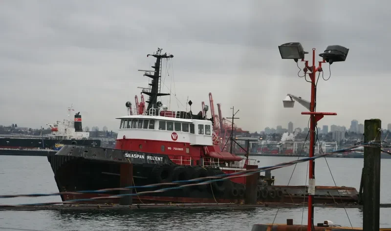 SEASPAN REGENT Tug Boat IMO 7503805 photo 3