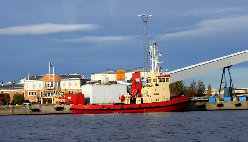 VALKYRIA Tug Boat IMO 7504548 photo 3