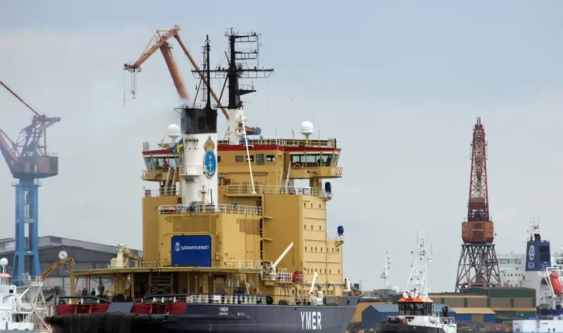 YMER General Cargo IMO 7505346 photo 5