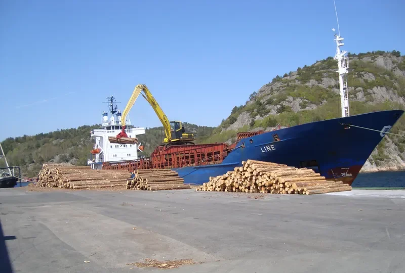 LINE General Cargo Vessel IMO 7508271 photo 4