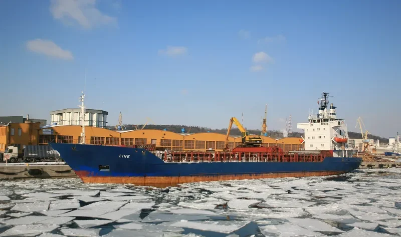 LINE General Cargo Vessel IMO 7508271 photo 6