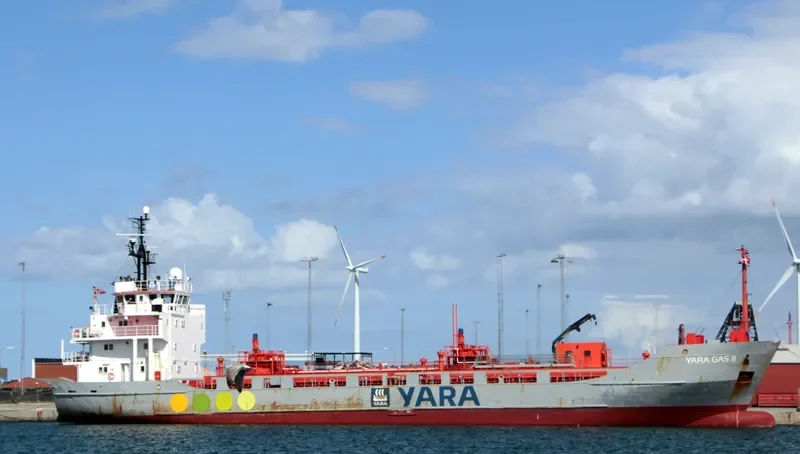 YARA GAS II General Cargo IMO 7509172 photo 8