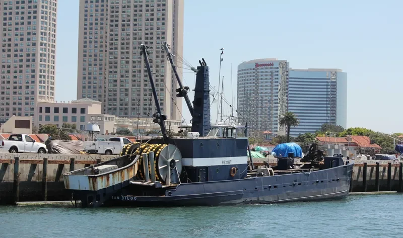 RIVAL Fishing Vessel IMO 7513446 photo 2