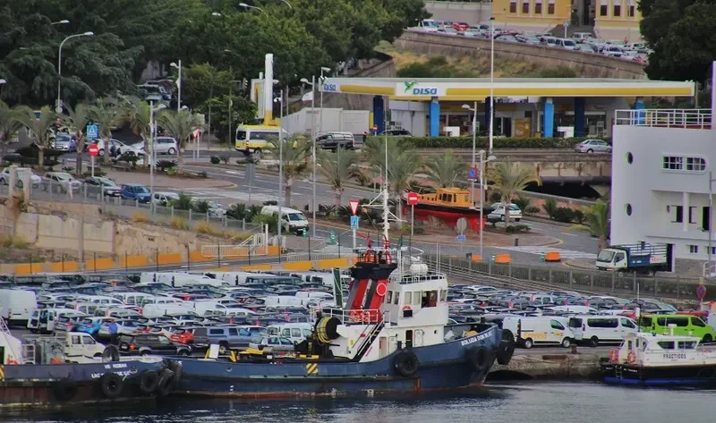 BOLUDA DON BLAS Tug Boat IMO 7516785 photo 2