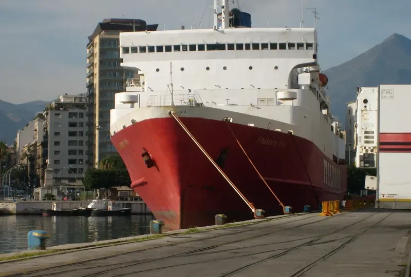 ITALRORO TWO Ro-Ro IMO 7517583 photo 2
