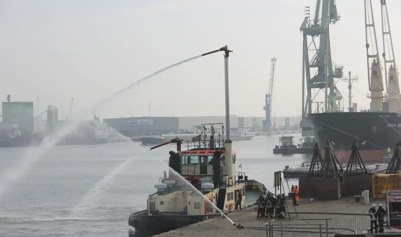 TUG 84 General Cargo IMO 7521558 photo 8