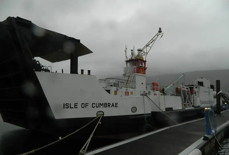 ISLE OF CUMBRAE Ro-Ro IMO 7521625 photo 4