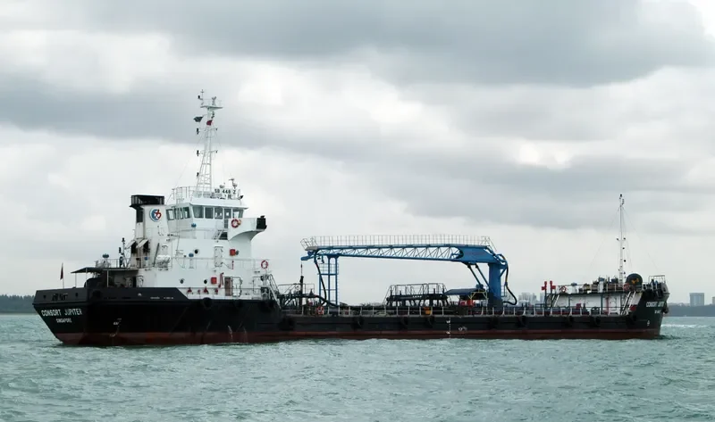 SAWITTO Tanker IMO 7522356 photo 2