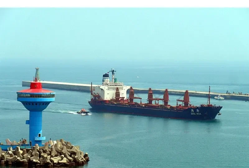XIN Bulk Carrier IMO 7526168 photo 8