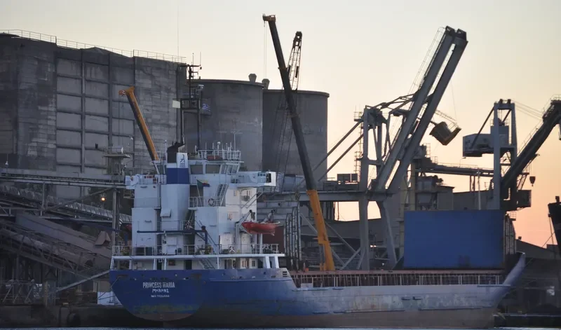 PRINCESS M General Cargo IMO 7528556 photo 4