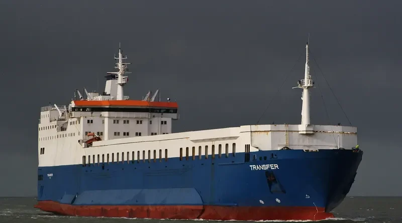 TRANSFER Ro-Ro IMO 7528570 photo 2