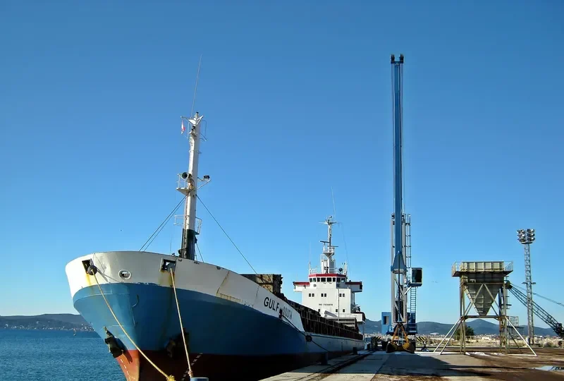 GULF SOUTH General Cargo Vessel IMO 7530858 photo 6