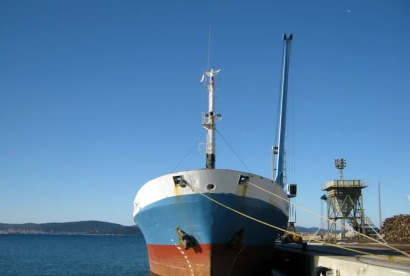 GULF SOUTH General Cargo Vessel IMO 7530858 photo 7