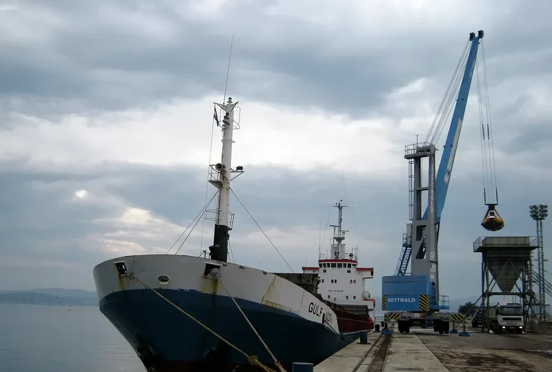 GULF SOUTH General Cargo Vessel IMO 7530858 photo 9