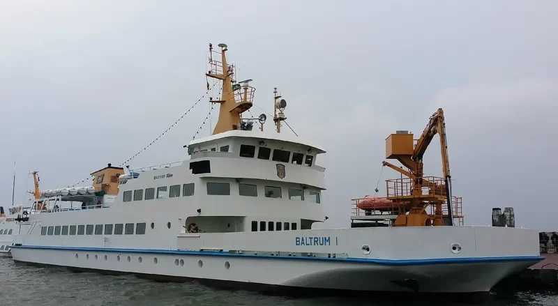 BALTRUM I Passenger Ship IMO 7600562 photo 3