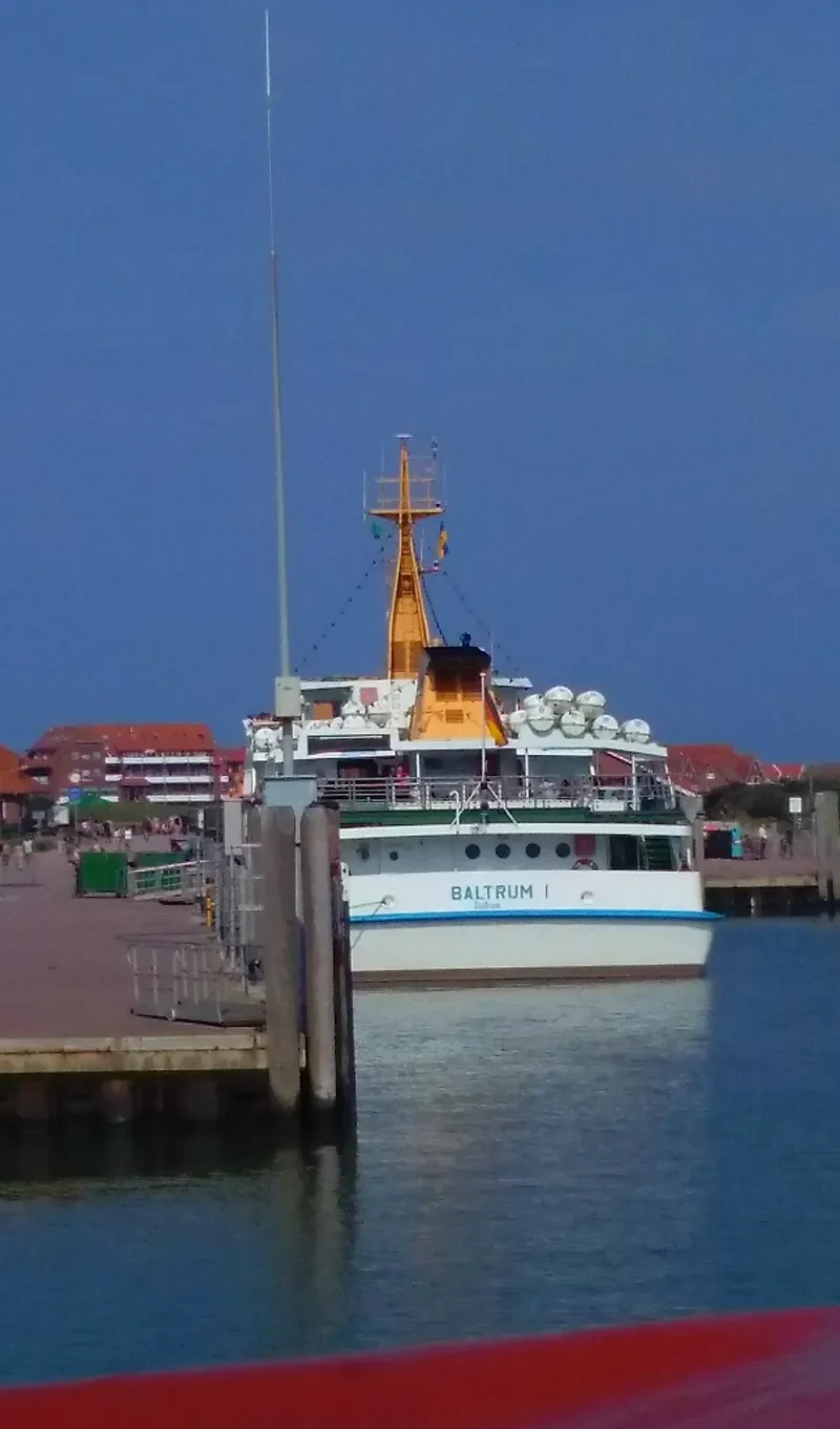 BALTRUM I Passenger Ship IMO 7600562 photo 5