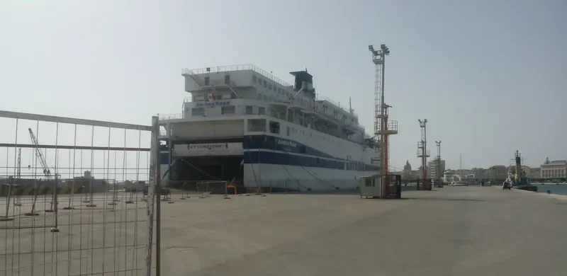 NOMT Ro-Ro Vessel IMO 7602118 photo 2