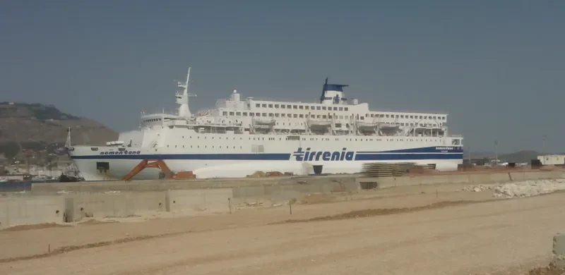 NOMT Ro-Ro Vessel IMO 7602118 photo 5