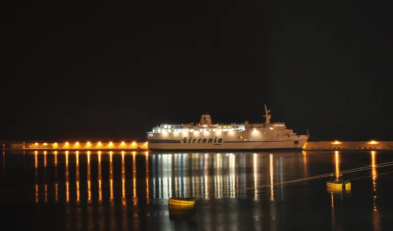 NEW YORK Ro-Ro IMO 7602132 photo 6