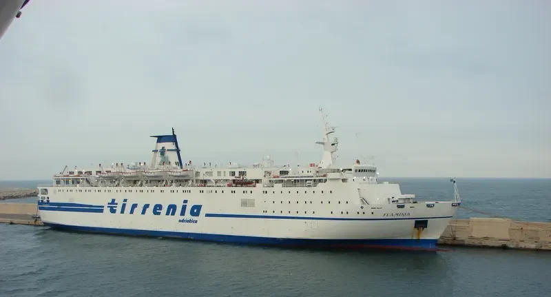NEW YORK Ro-Ro IMO 7602132 photo 9