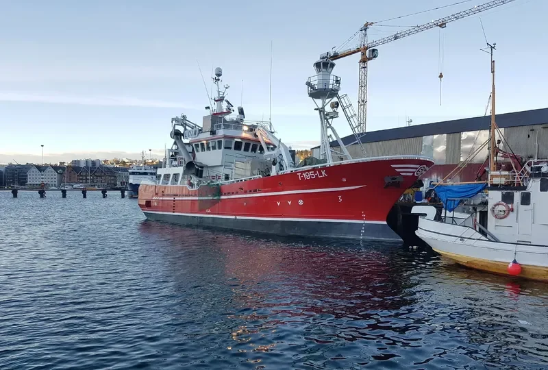 FUGLOEYFJELL Fishing Vessel IMO 7604386