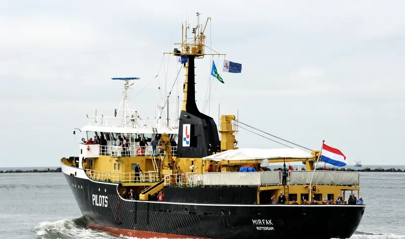 MIRFAK General Cargo IMO 7605677 photo 2