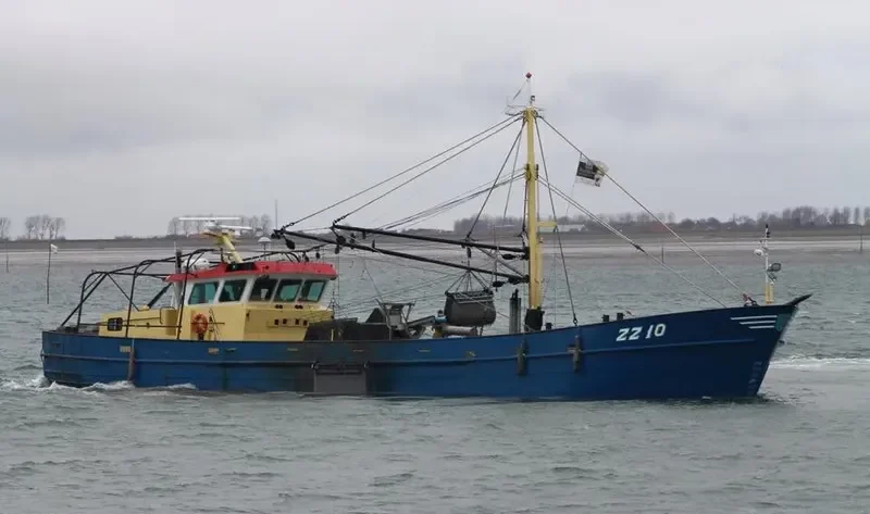 DE VIER GEBROEDERS Fishing Vessel IMO 7605952 photo 3