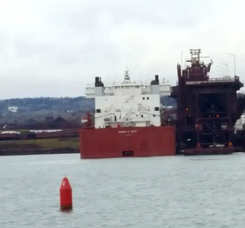 EDWIN H.GOTT Bulk Carrier IMO 7606061 photo 10