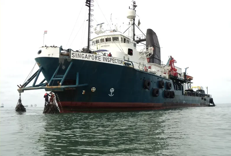 SINGAPORE INSPECTOR Offshore Vessel IMO 7606308 photo 8