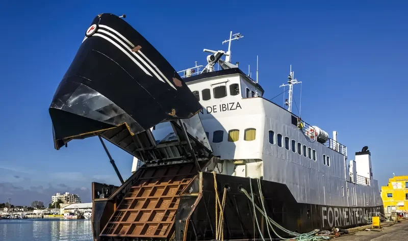 CRISTOBAL COLON DE IBIZA Ro-Ro IMO 7607364