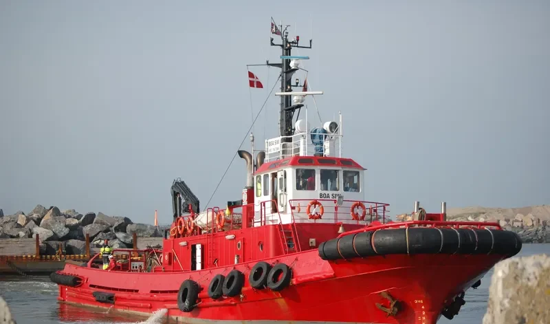 VEGA Tug Boat IMO 7607869 photo 10