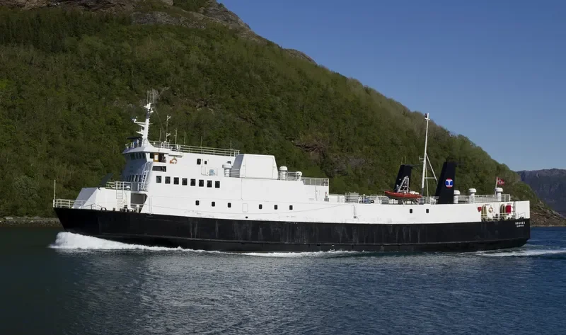 BEQUIA EXPRESS 2 Ro-Ro IMO 7608758 photo 9