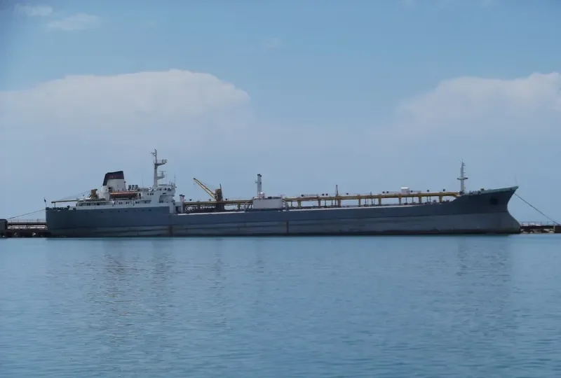 SHAMKHOR Tanker IMO 7610971 photo 7