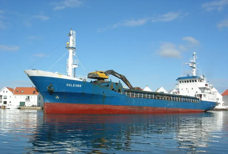 ARCTICTRANS Bulk Carrier IMO 7612228 photo 2