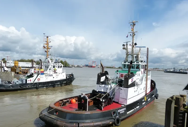VB ROENNEBECK Tug Boat IMO 7612620 photo 3
