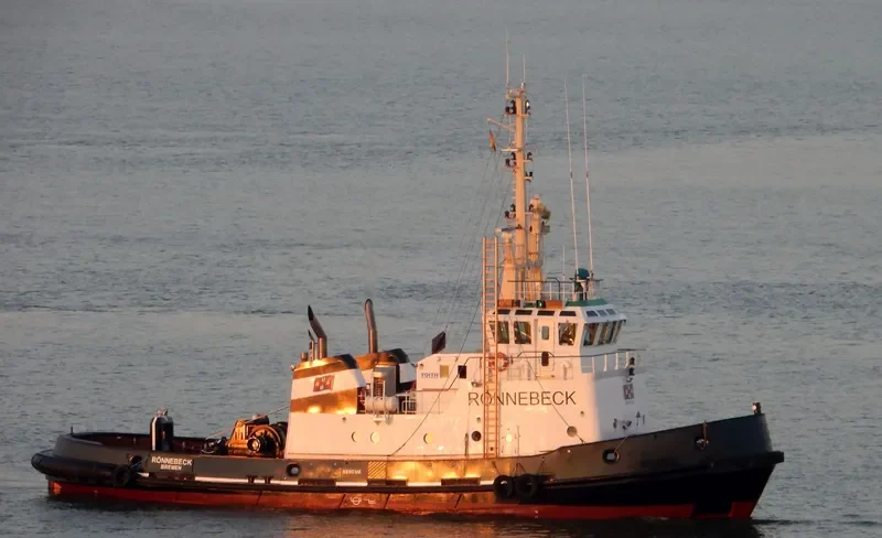 VB ROENNEBECK Tug Boat IMO 7612620 photo 5