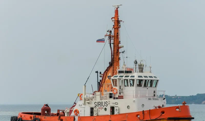 SIRIUS Tug Boat IMO 7612632 photo 10
