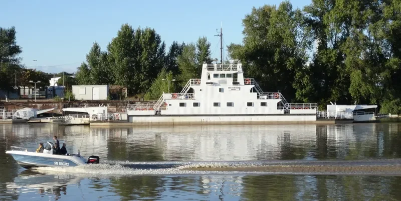 ANNE DE BRETAGNE Passenger Ship IMO 7614953